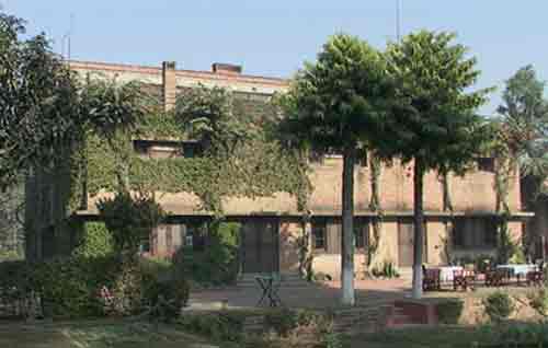 Mrs Bhandari's Guesthouse Cantonment, Amritsar Punjab Guesthouse  Hotels and Resorts in Amritsar Punjab.