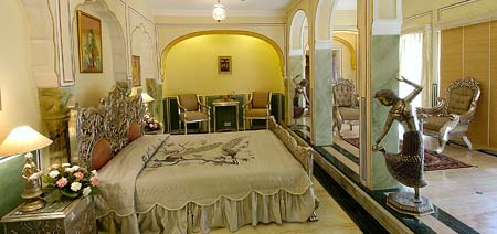 Laxmi Vilas Palace Room