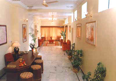 Hotel Sarovar lake pichola  Udaipur Rajasthan &amp;  Hotels and Resorts in Udaipur, Discount hotel rates pacakges.