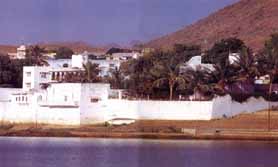 Welcome to Pushkar Palace...Tarff effective from 1st Oct 2001 to 21st Nov 2001 and 1st Dec 2001 to 30th Sept 2002..... accommodation suite double 5000, 5300, 5800 and 6200, ...EP, cp,Map, Ap respectivly....and for more details click here......