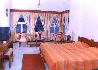 Hotel Sarovar lake pichola  Udaipur Rajasthan &amp;  Hotels and Resorts in Udaipur, Discount hotel rates pacakges.