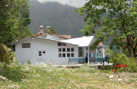Nainital cottages,cottage near Nainital,Ramgarh cottage,nighlaat cottage.