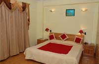 Dynasty Resort is a deluxe, executive and family hotel in the outskirts of Nainital and Jim Corbett National Park Uttranchal India. It has all the basic facilities and placed in the laps of nature providing true natural beauty.