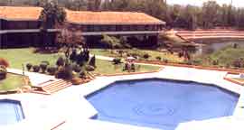 Hotel Raj Hans pool View