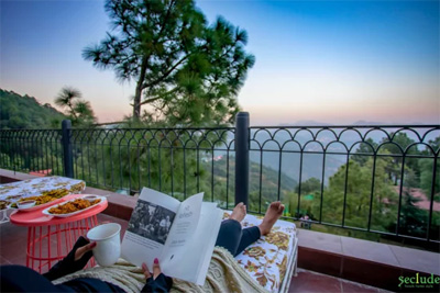 Blue Skies stands Kasauli, Himachal Pradesh