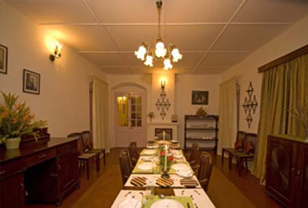Cottabetta Dining