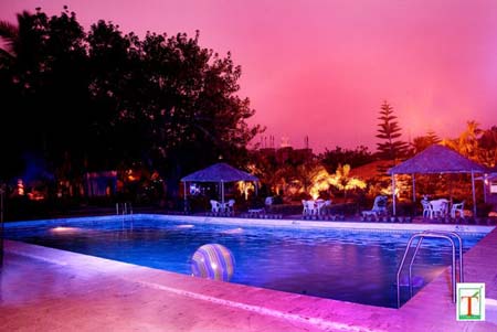 Mesmerizing pool