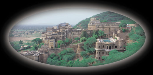 Sury Mahal (sun palace ) Deluxe sutie bed 2 double Rs 6600/- chandra mahal deluxe suite with balconies Rs 6600/- ............Jharokha Mahal Suite with 2 bath rooms Rs 5500/- Malabar Mahal suite with study and terrace Rs 5500/- Barsat Mahal single room with terrace bed single Rs 1100/- and more details please click here................