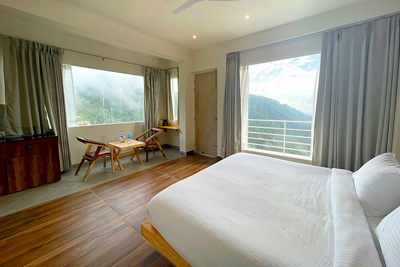 Onehouse Resort, Lansdowne