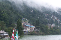 CLASSIC HOTEL NAINITAL,Classic Hotel Nainital,classic hotel nainital,Classic Hotel - Nainital, Get tour packages for deluxe accomodation in Nainital, Uttaranchal - India.