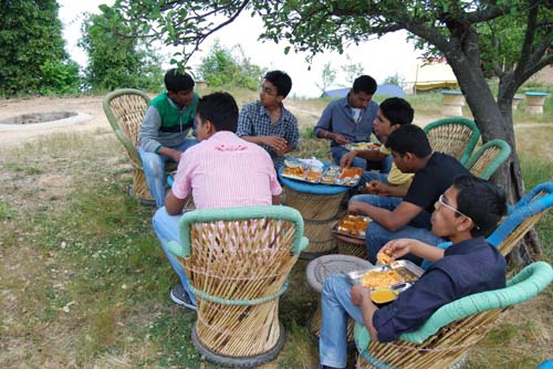 Daandi Kaanthi Outdoorsb9